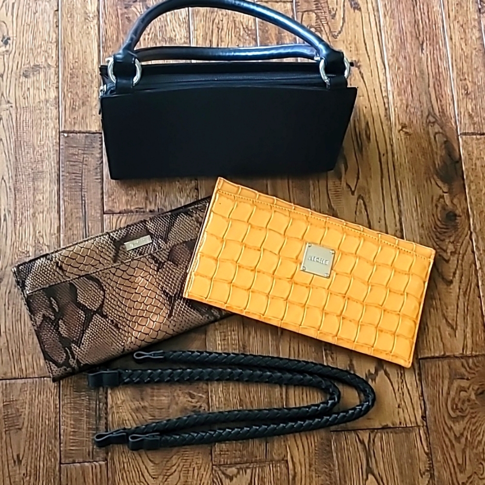 Miche Bag with 2 Covers and an Additional Set of Straps